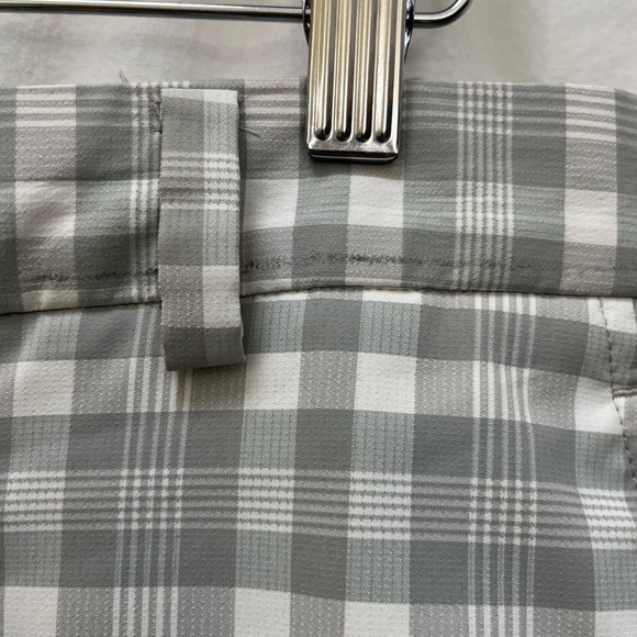 Nike Golf Dri Fit Grey White Gingham Short - Picture 9 of 12